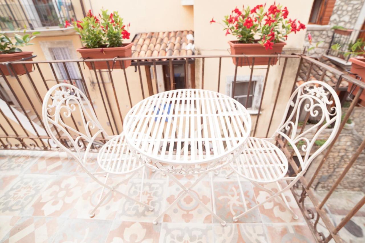 Aria Di Vico Aparthotel วิโค เดล การ์กาโน ภายนอก รูปภาพ
